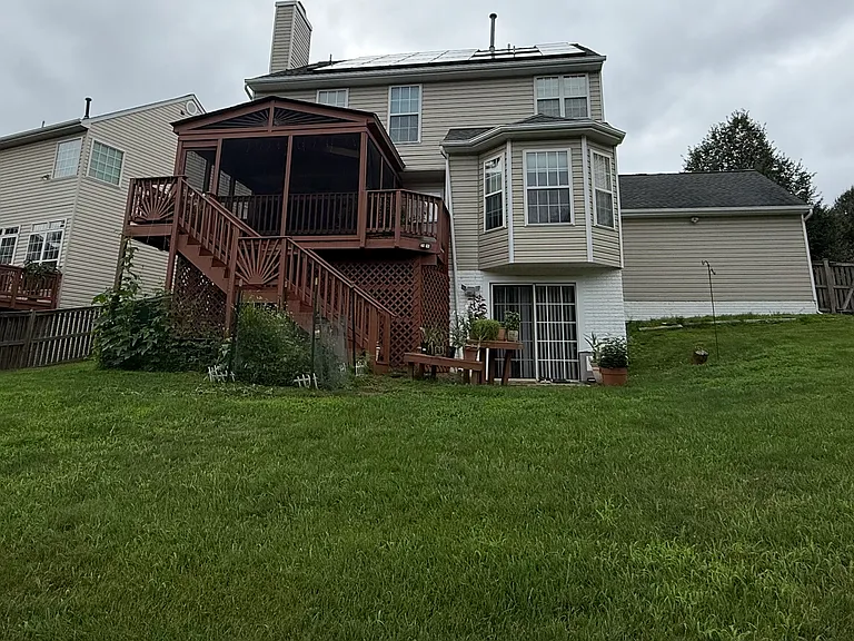 18404 Crownsgate Cir — Photo 3