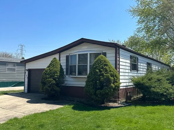 606 Tanglewood Rd, Matteson, IL 60443