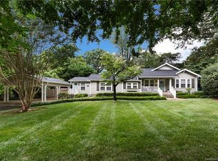 2328 Sharon Rd, Charlotte, NC 28207