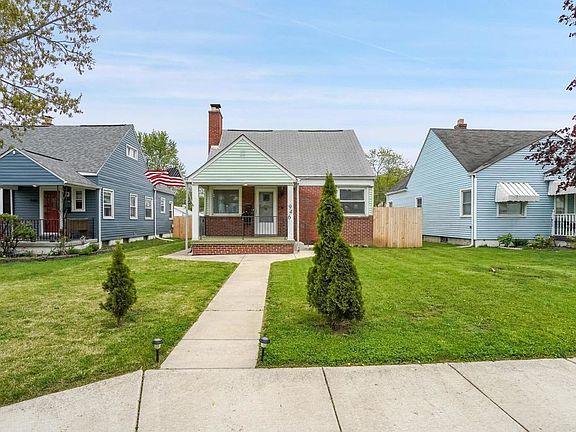 2nd image of 946 S Hague Ave
