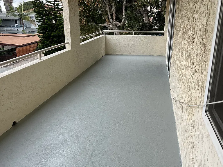 325 Liverpool Dr — Photo 12
