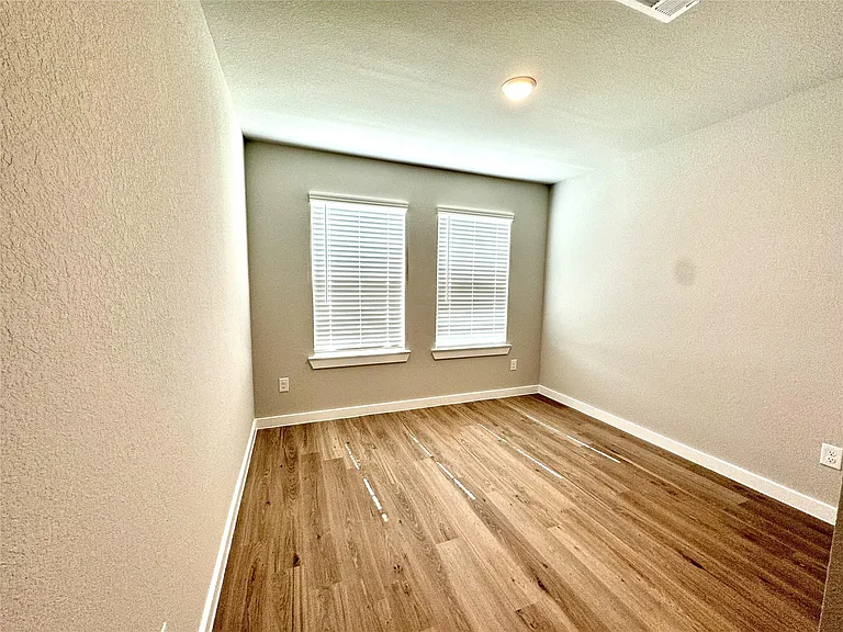 8615 Jetty Glen Dr — Photo 5