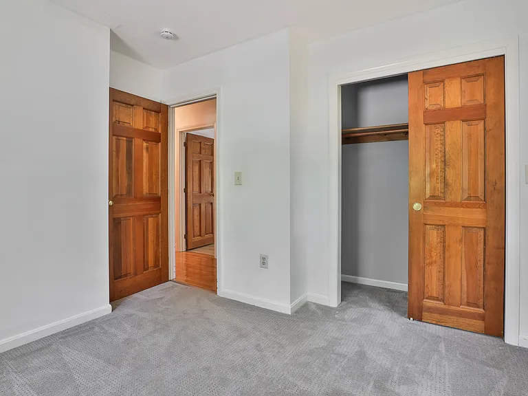 76 Groton Rd — Photo 19