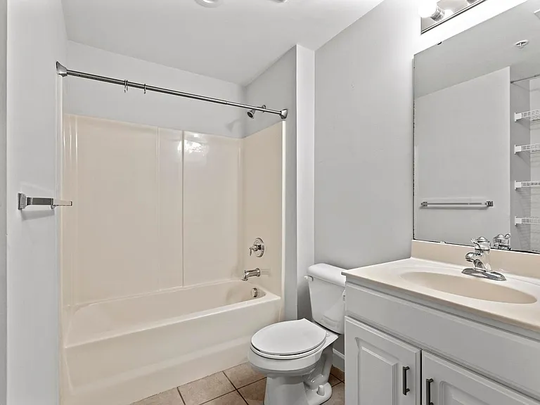 2820 Bloomfield Ln #107 — Photo 14