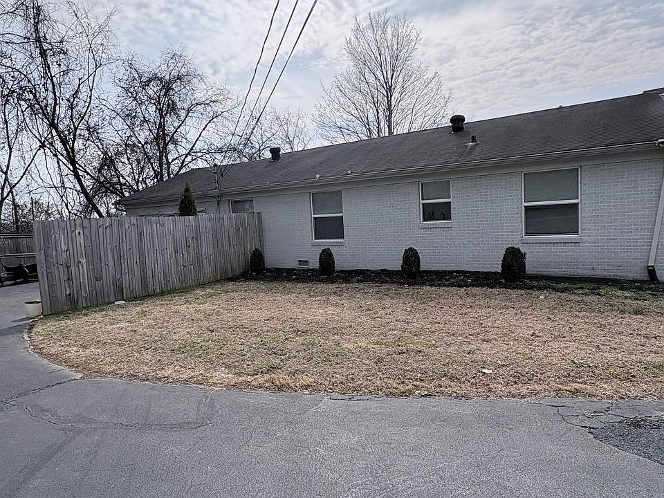 2nd image of 804 N Chancery St