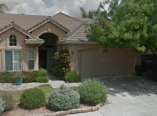 2884 E Emerald Ave, Fresno, CA 93720