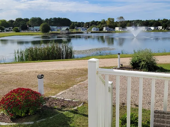 118 Dunns Corner Rd #2, Westerly, RI 02891