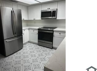1142 W Drummer Ave, Mesa, AZ 85210