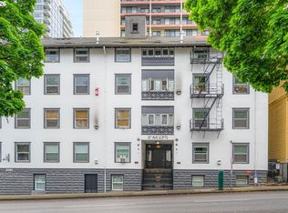 1104 SW Columbia St Unit 304, Portland, OR 97201