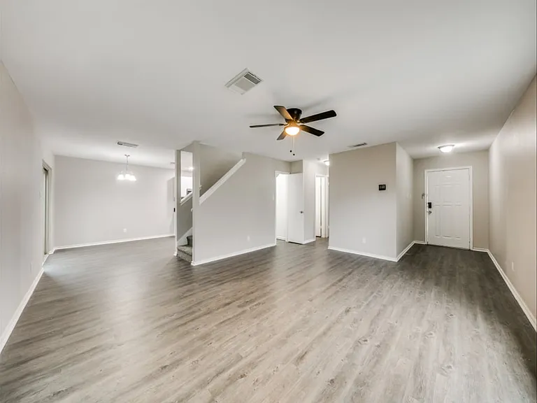 6722 Badger Pass Dr — Photo 4