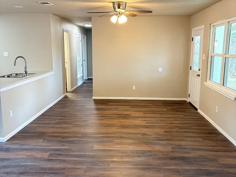 3705 Elkhart Ave — Photo 10