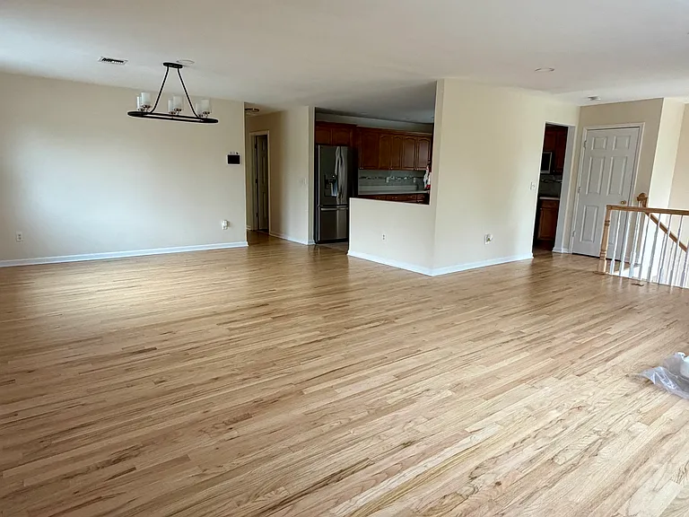 65 Linden St #2 — Photo 6