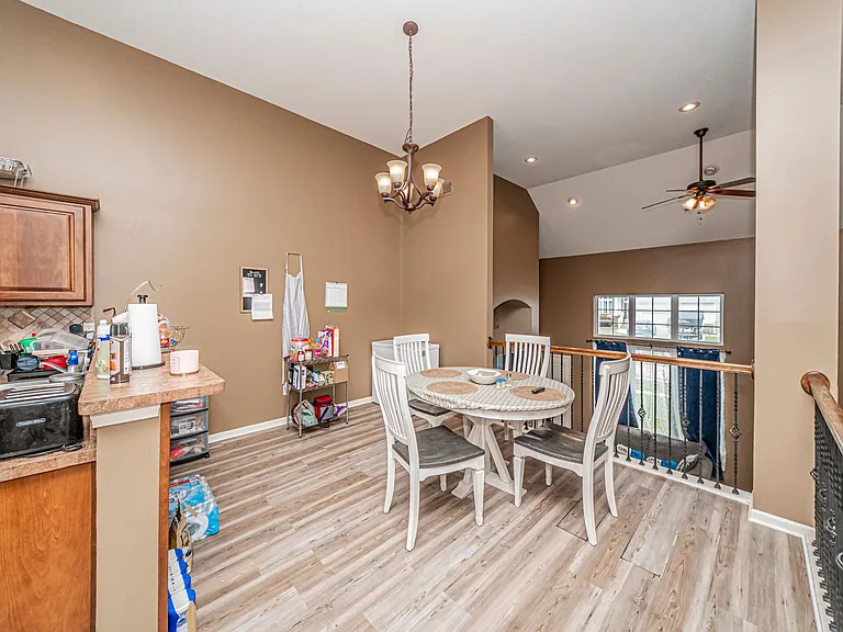 2608 Brooke Bnd — Photo 33