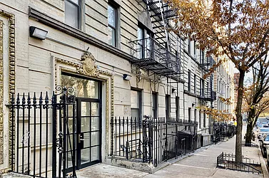 65 West 107th Street in Manhattan Valley