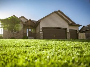 3113 N Rough Creek Rd, Derby, KS 67037