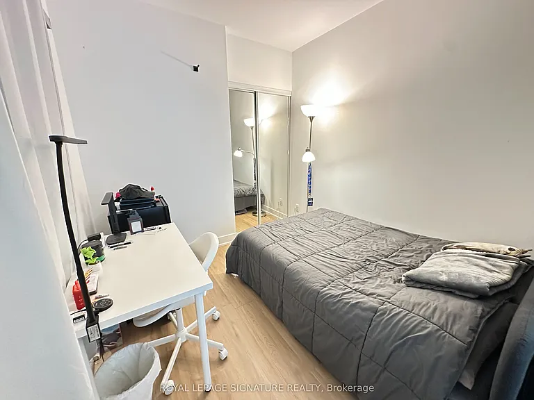 7 Grenville St #702 — Photo 28
