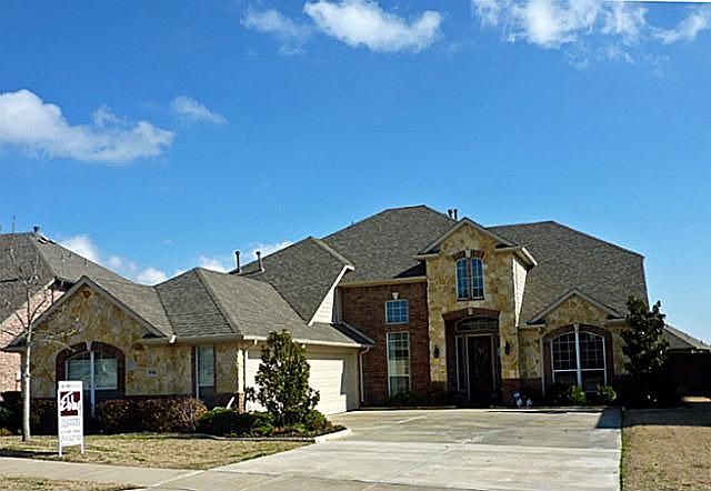 1st image of 9716 Brewster Ln