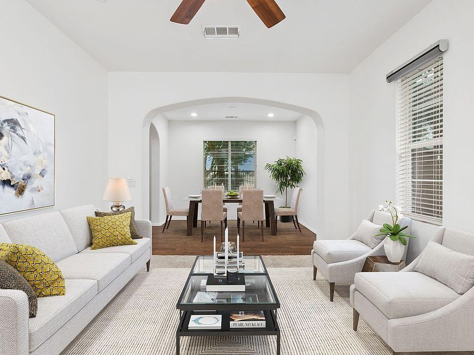 2nd image of 506 Calle Vibrante