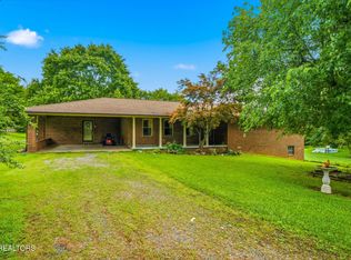 2866 Williams Ferry Rd, Lenoir City, TN 37771