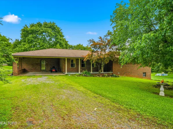 2866 Williams Ferry Rd, Lenoir City, TN 37771