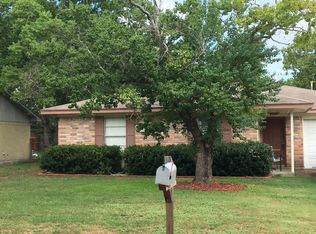 2504 Waterwood Ln, Bryan, TX 77803
