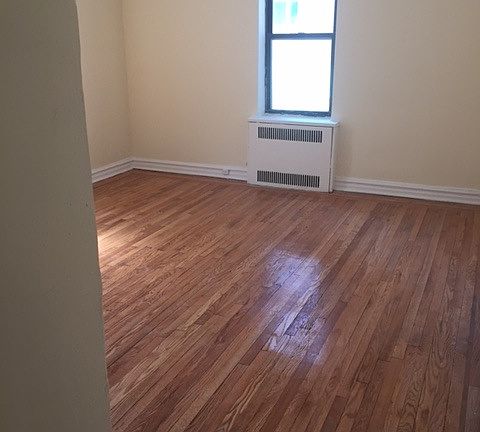 4th image of 8412 126th St