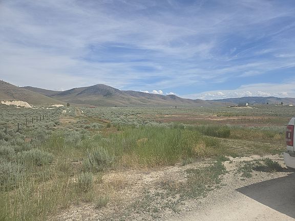 2nd image of 78 Sagebrush Flats Trl