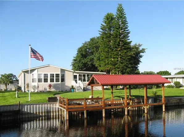 908 Sunset Cir, Tavares, FL 32778