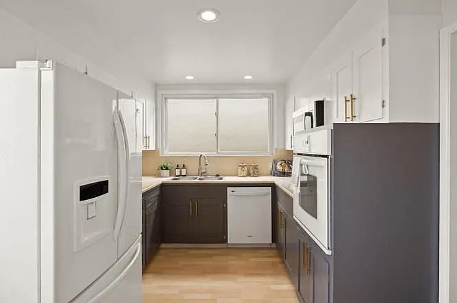 61 Windsor Dr — Photo 10