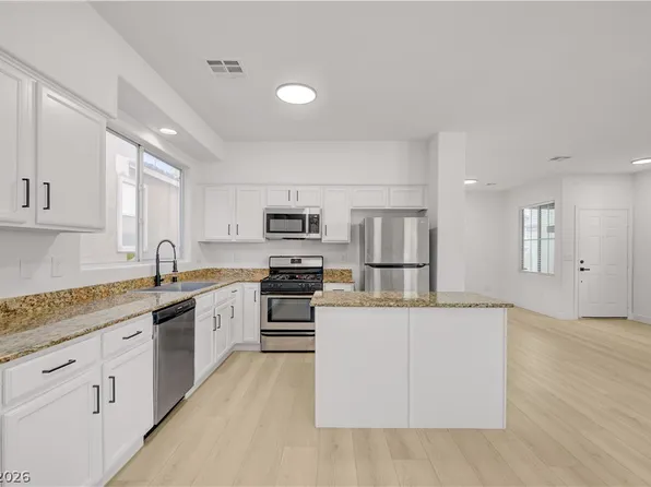 9553 Cabot Falls Ave, Las Vegas, NV 89149