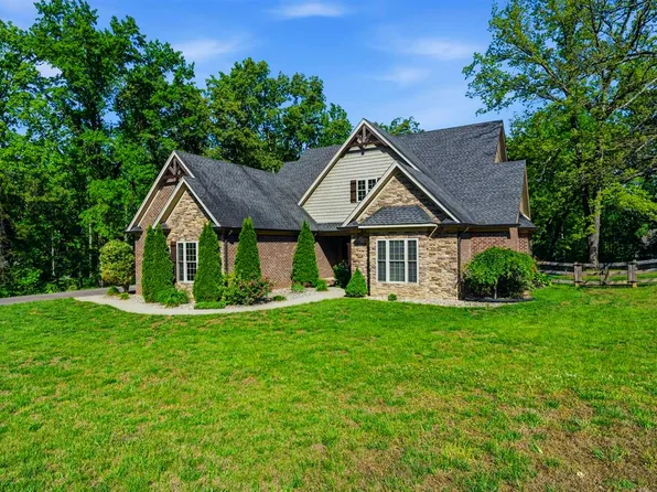 441 Doe Crossing Dr, Smiths Grove, KY 42171