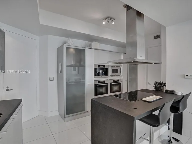18201 Collins Ave #4108 — Photo 4