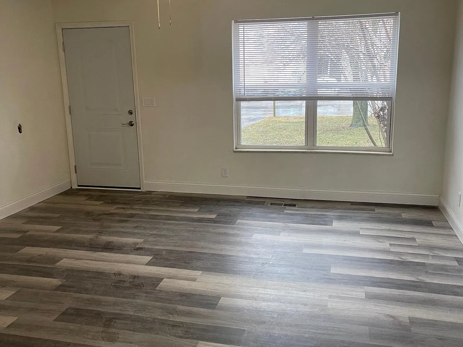 129 N 9th St — Photo 3