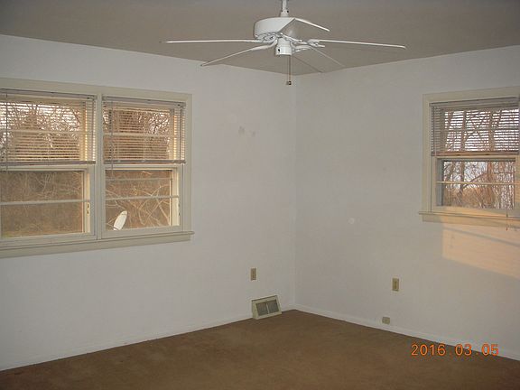 5th image of 9033 S Bayview Dr