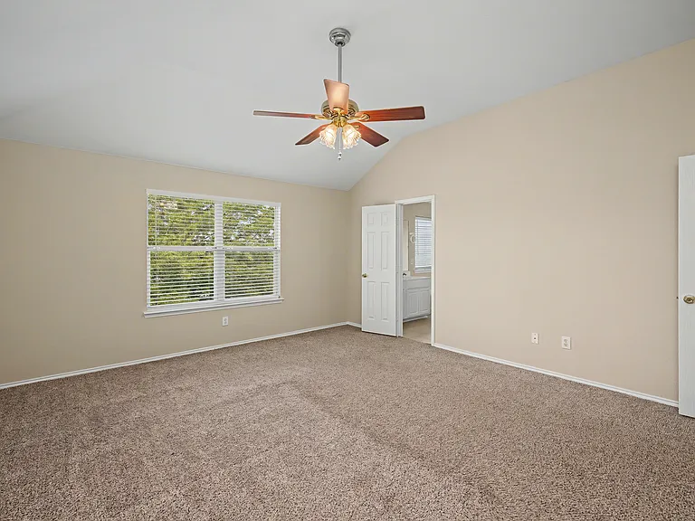 8401 Tribute Ln — Photo 11