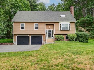 24-24 W River St #B, Upton, MA 01568