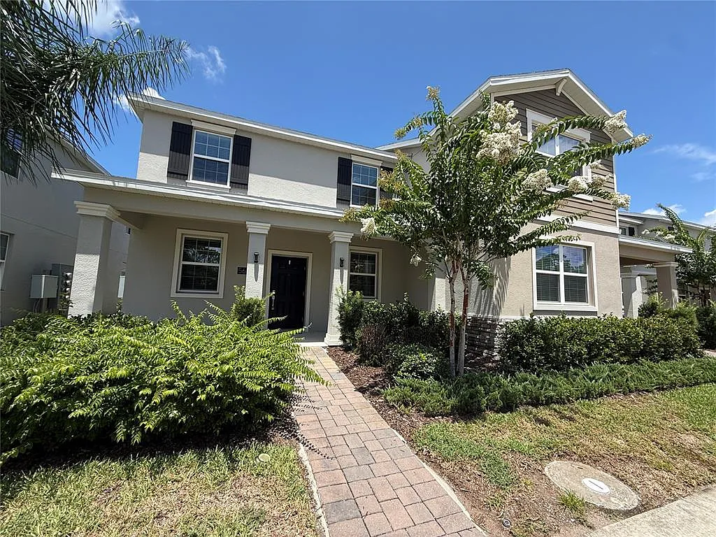 3 bed, 2.5 bath, 1755 sqft, $2,350 — Photo 1