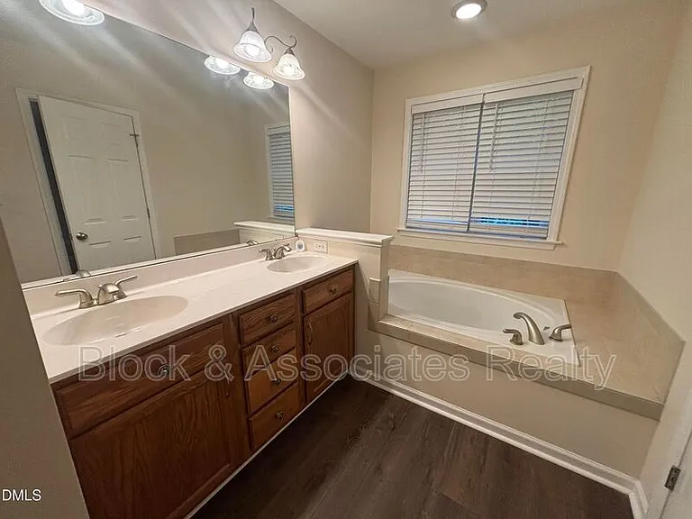 27 Great View Ct — Photo 37