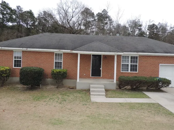3881 Crest Dr, Hephzibah, GA 30815