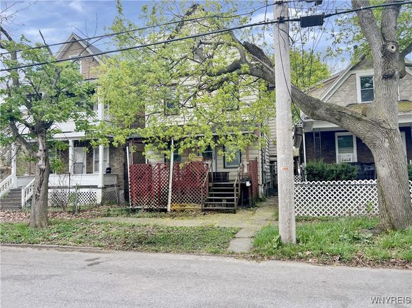 2235 Cudaback Ave, Niagara Falls, NY 14303