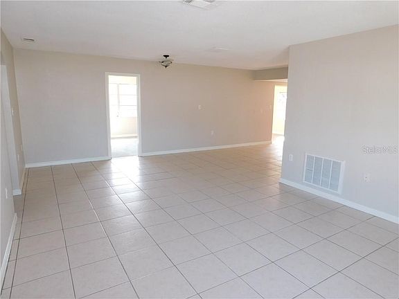 3rd image of 9642 Richwood Ln