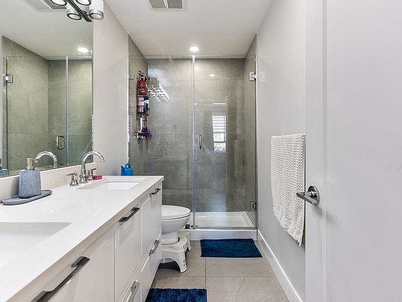 5th image of 11501 84th Ave #103