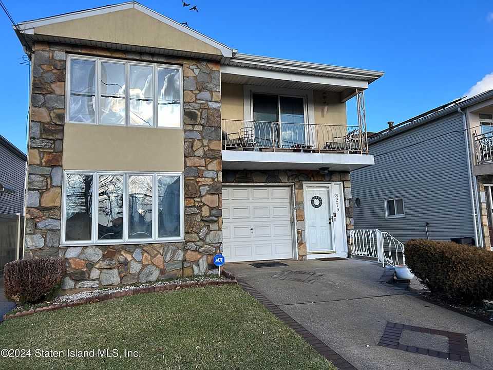 3279 Victory Blvd Staten Island NY | Zillow