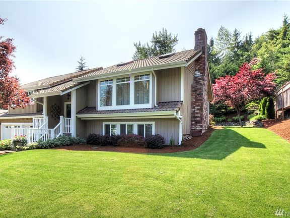 2nd image of 13712 72nd Ave E