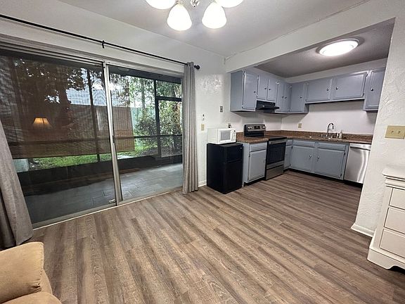 4th image of 4411 SW 34th St Unit 103-32608