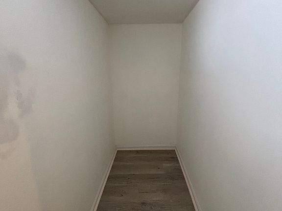 2nd image of 6117 Glenmore Ave #1