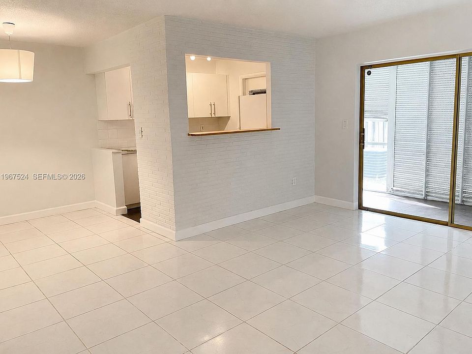 1st image of 20400 NW 7th Ave APT 106