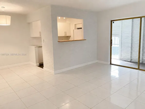 20400 NW 7th Ave APT 106, Miami Gardens, FL 33169