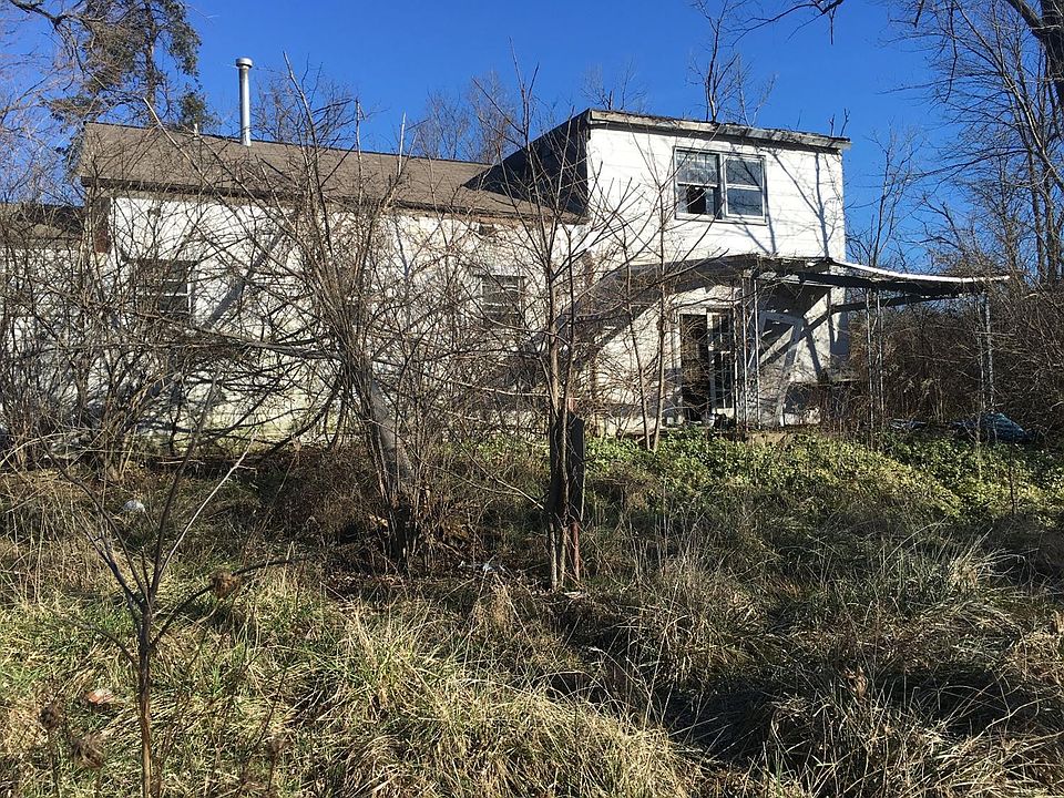 2nd image of 10103 Pottinger Rd