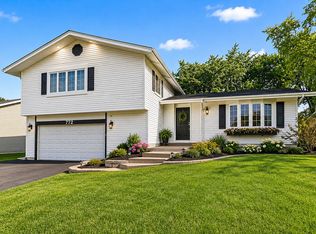 772 Balboa Ter E, Bartlett, IL 60103